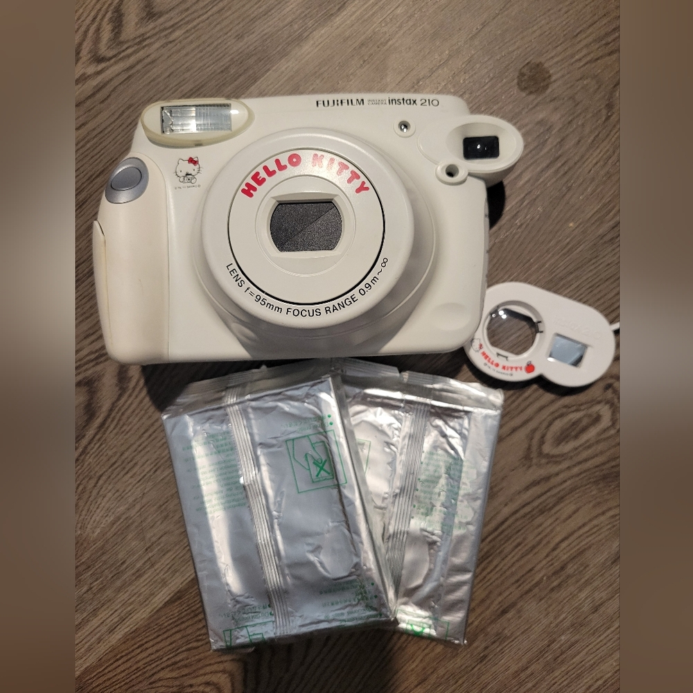 Hello Kitty White Instant Camera